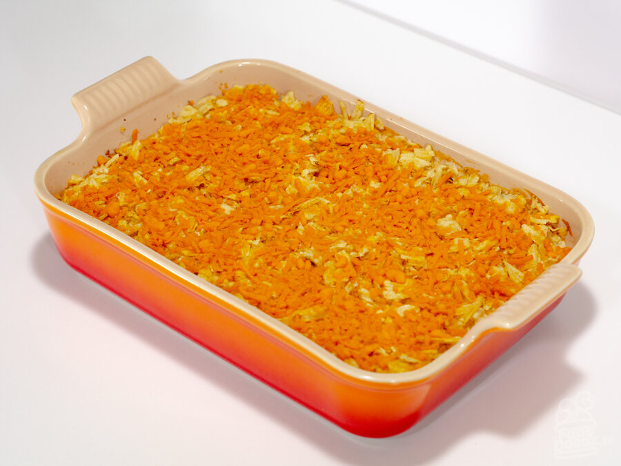 A retro themed holiday casserole dish of mouth watering proportions. This ain't your grandma's hashbrown casserole. This vegan one will make ya famous!