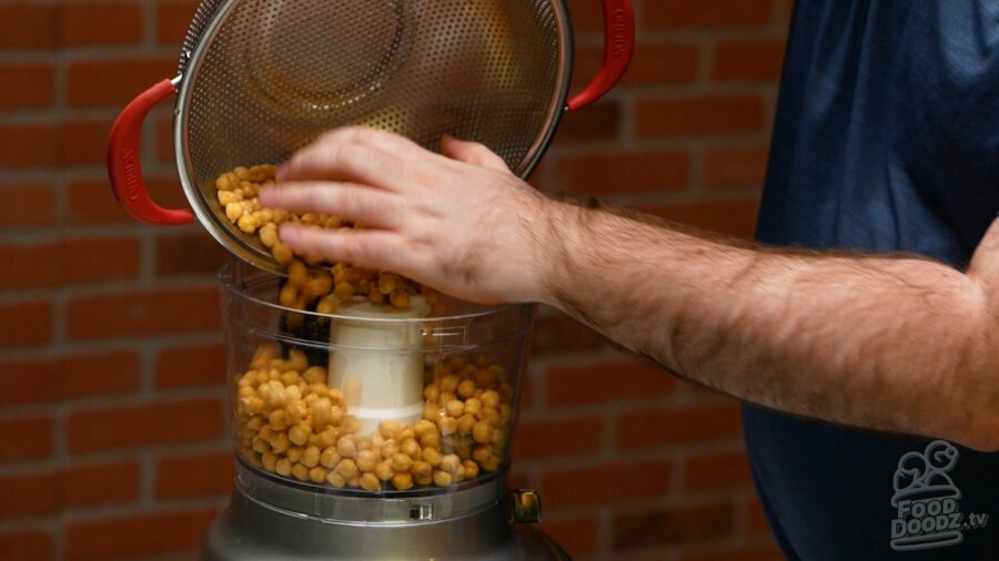Soaked chickpeas added to food processor