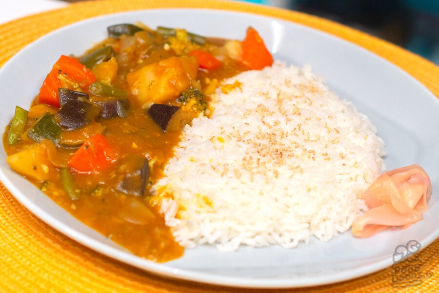 A bowl of delicious quick Japanese veggie curry.